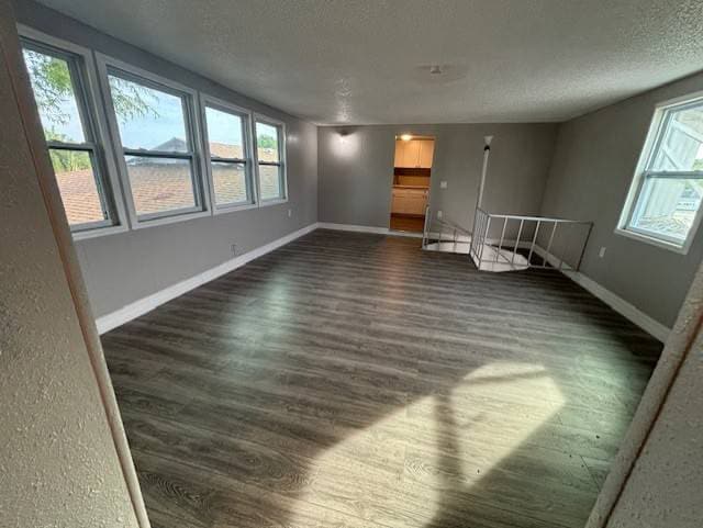 1064 N Tamiami Trl