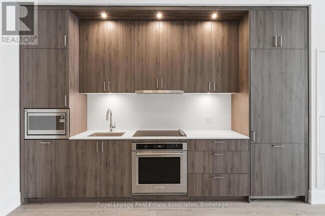 Photo - 259 The Kingsway Unité 103