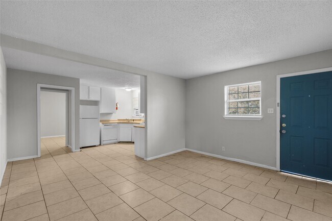 Building Photo - 3501 Avenue M Unit 4