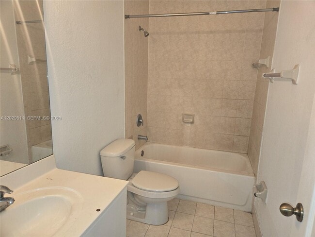 Photo - 1658 SE 28th Ct Unit 202