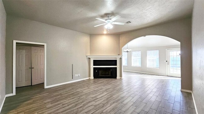 Photo - 2137 Harbor Dr