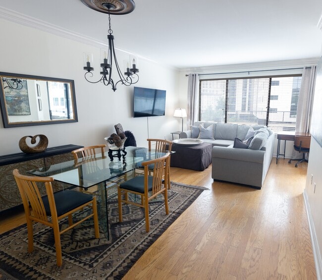 Photo - 3481 Lakeside Dr NE Unit 605