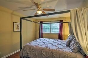 Photo - 841 Artwood Rd NE