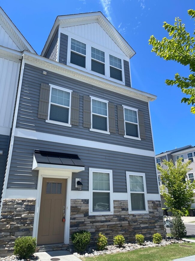 Building Photo - Grassfield Meadows