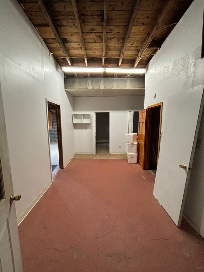 Photo - 86 E North St