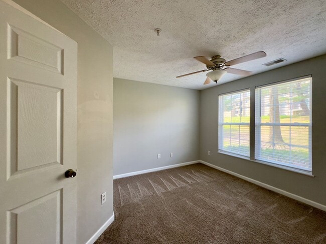 Photo - Charming 2 Bedroom/1 Bathroom Apartment in Nottingham, MD!