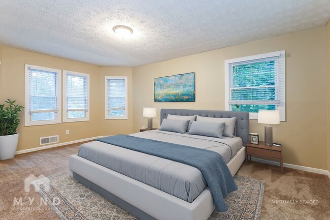 Photo - 2041 Diamond Ct