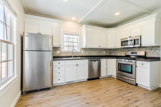 Photo - 2317 Kanza Pl