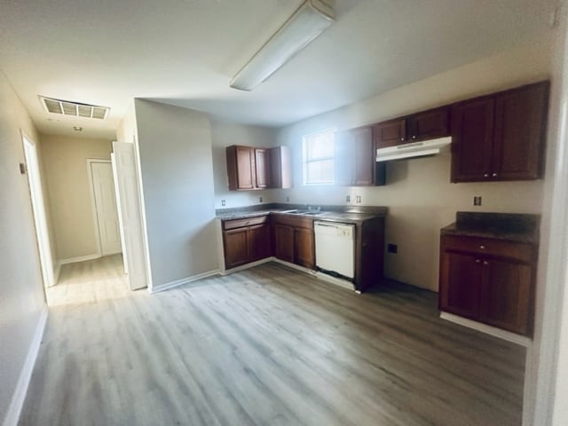 Photo - 2112 Tennessee St