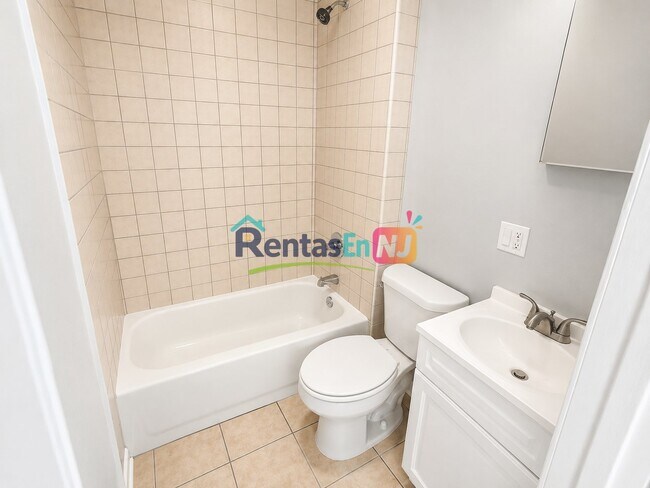 Photo - 607 N 7th St Unit 3B