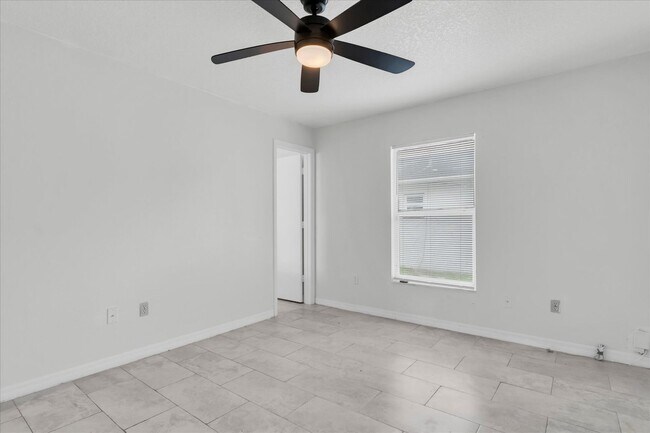 3421 Temple St Unidad A