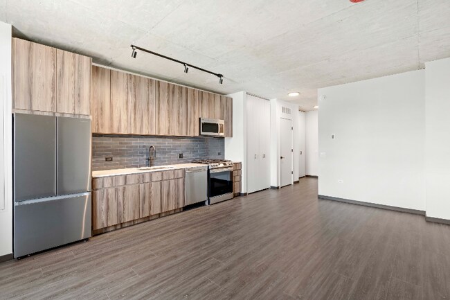 Photo - 139 N Ashland Ave