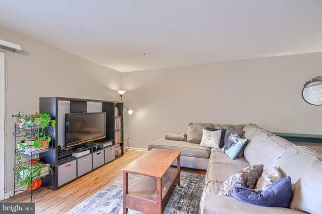 Photo - 4104 Chardel Rd Unit 2C
