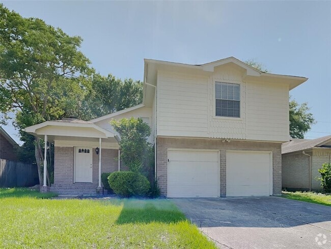Building Photo - 8527 Woodland Willows Dr Rental