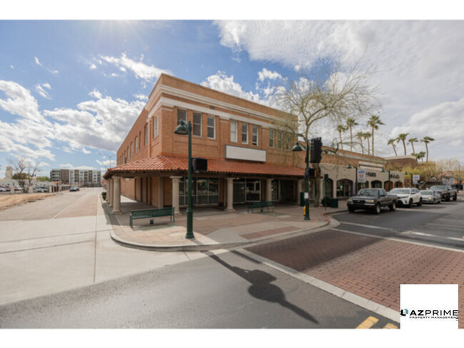 Building Photo - Experience the Charm of this Cute, Clean, ... Rental