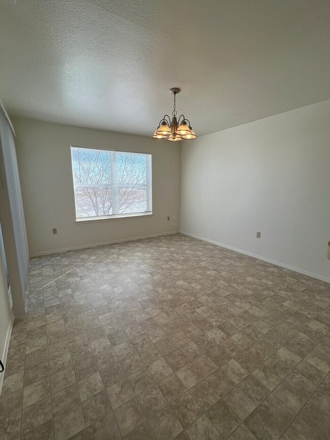 Photo - 367 Mickelson Ct