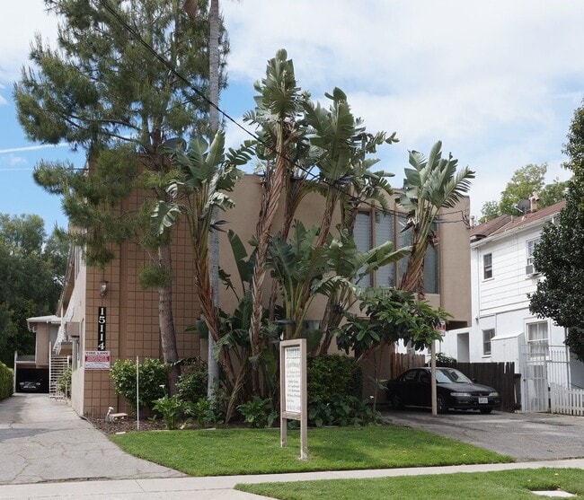 Photo - 15114 Dickens St.