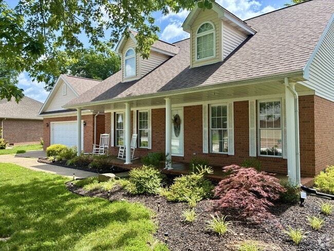 Building Photo - 8801 Bramblewood Ln Rental
