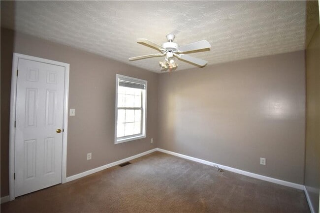 Photo - 1240 Brisbane Dr