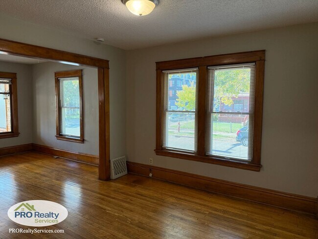 Photo - Updated 3 Bedroom House in Minneapolis