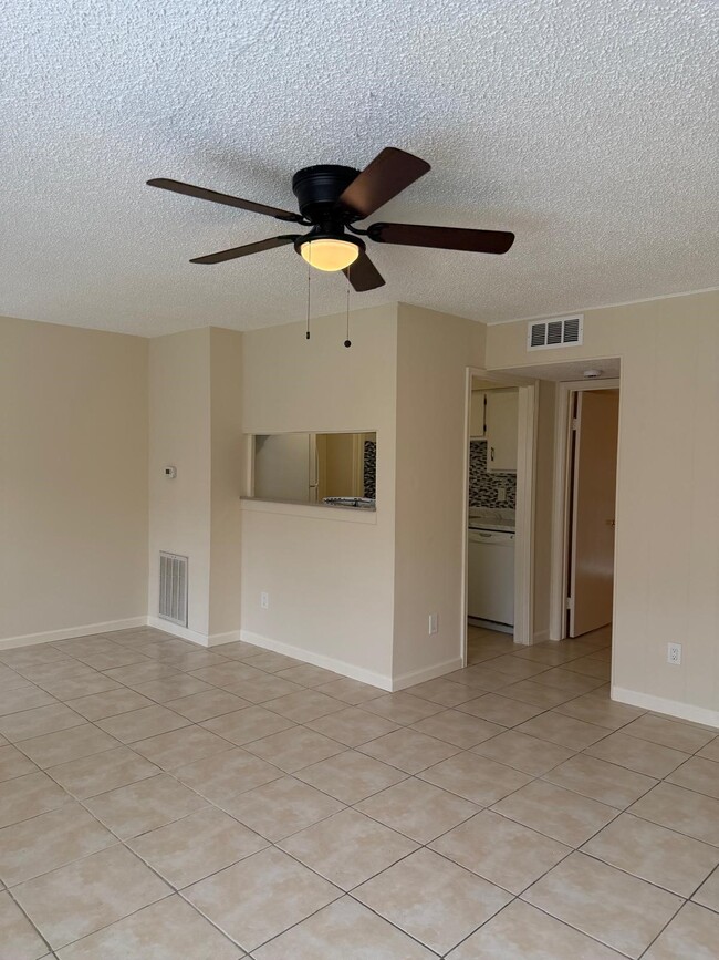 Building Photo - 6402 Del Monte Dr Unit 60