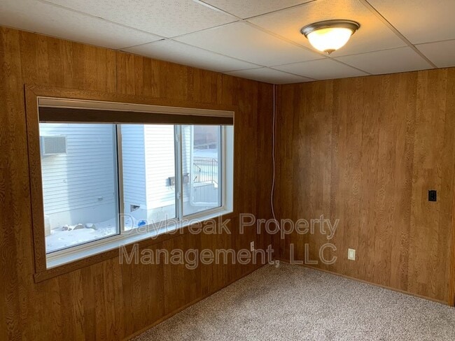 Photo - 1121 2nd Ave S