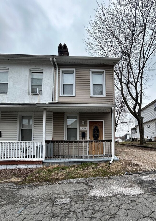 Building Photo - Dundalk - 3 bedrooms and 2.5 baths Available!