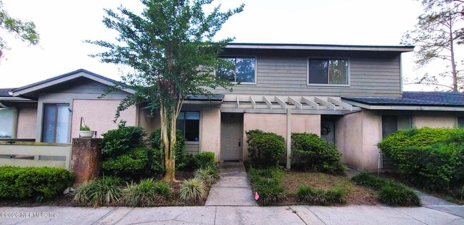 Building Photo - 7701 Baymeadows Cir W Unit 1052