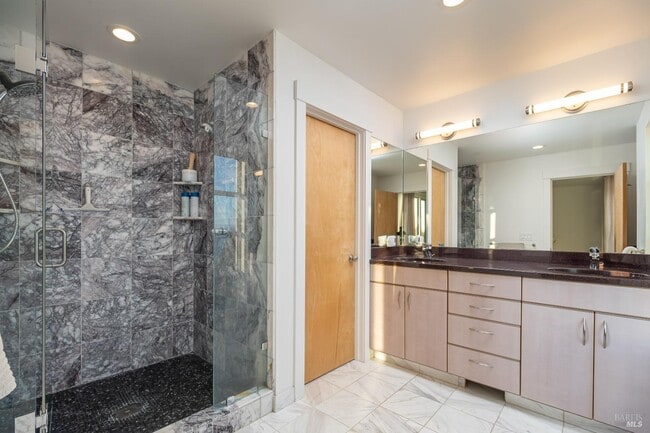 Photo - 345 Pacific Ave