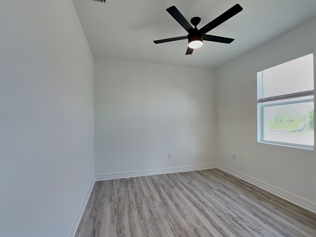 Photo - 17159 Arthur Ave