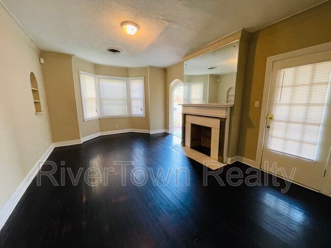 Photo - 990 N Avalon St