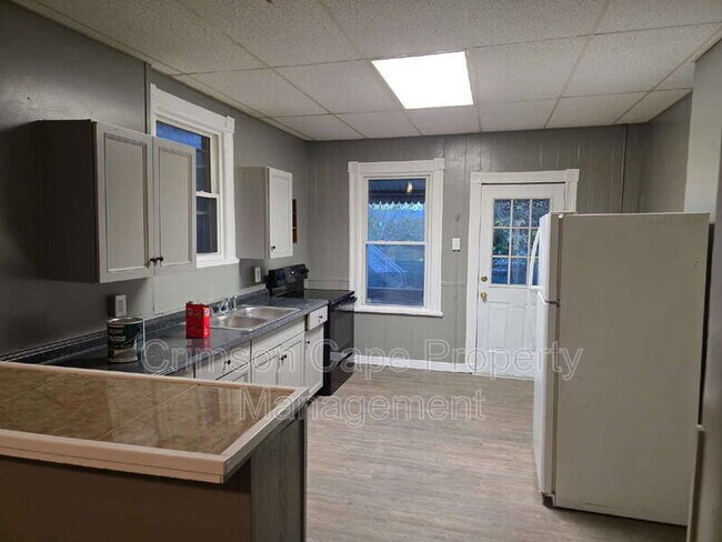 Photo - 39 Hutson St