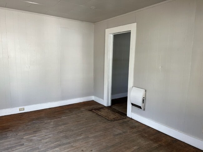 Photo - 4 Williamson St SW Unit A