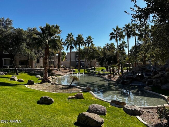 Photo - 5345 E Van Buren St Unidad 366