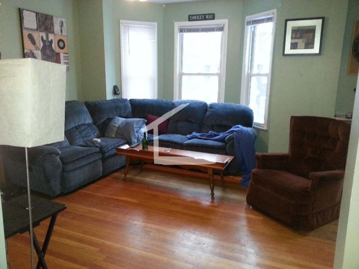 Photo - 216 Freeman St