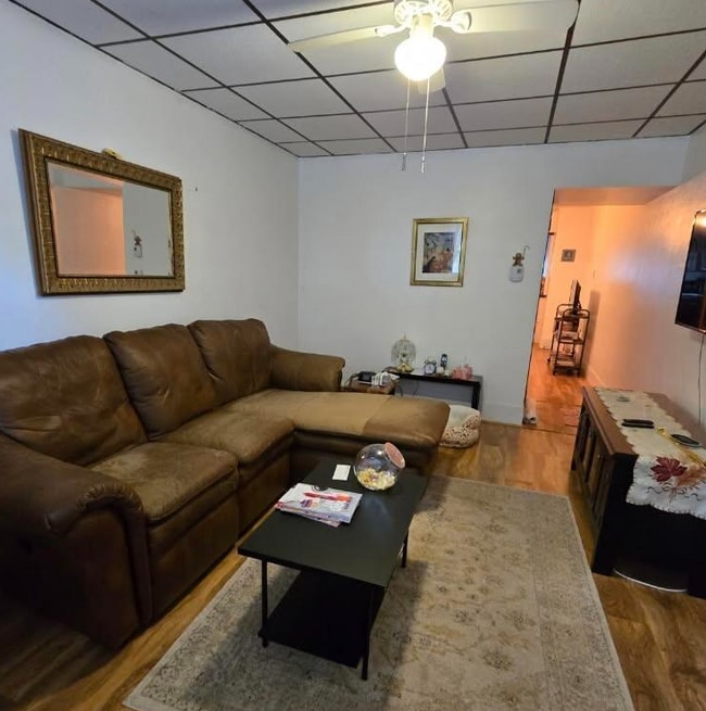 Photo - 454 Fern St