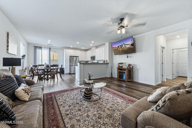 Photo - 326 Redwall Ct