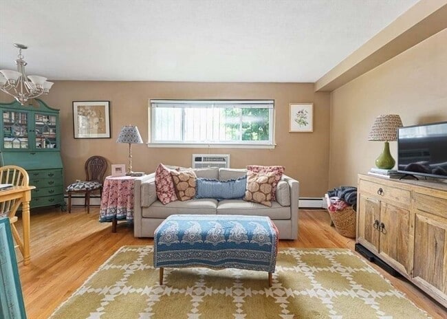 Photo - 425 S Huntington Ave Unit 2