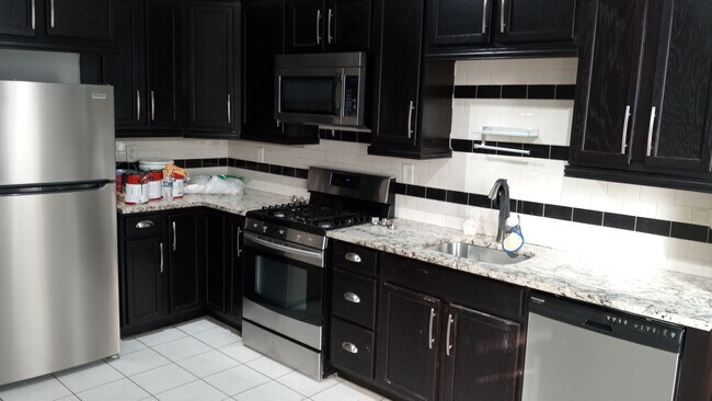 Photo - 37 Quincy St Unit 2