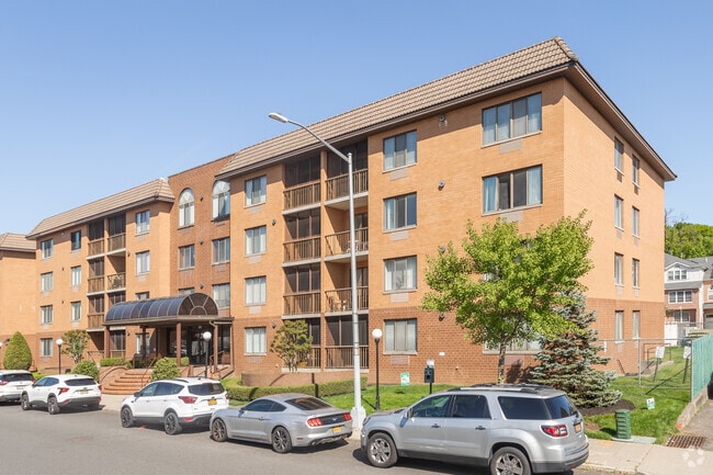 Photo - Chestnut Hill at Essex Park