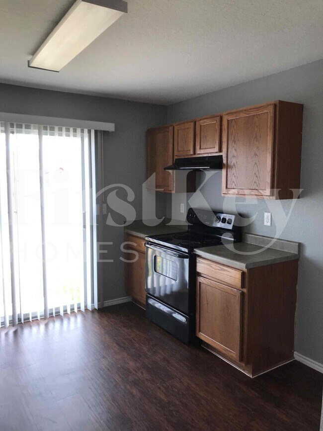 Photo - 9655 Shorebird Ln