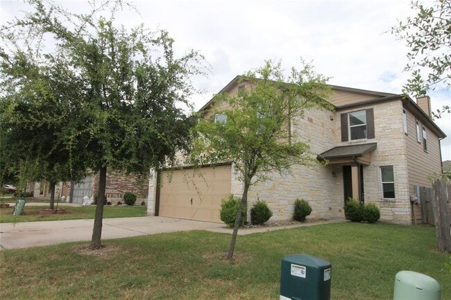 Photo - 907 Solitude Dr
