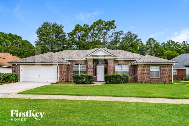 Building Photo - 5714 Plum Hollow Dr W