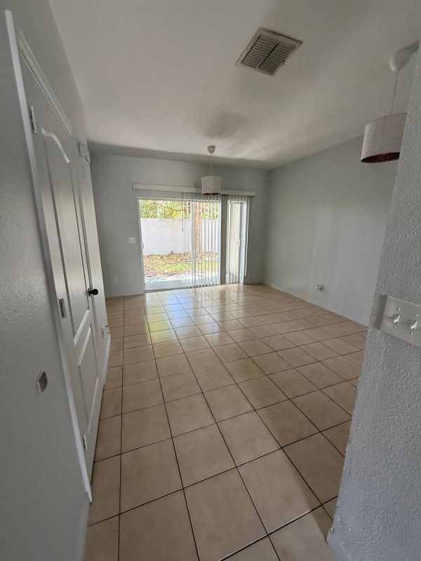 10608 Savannah Wood Ct