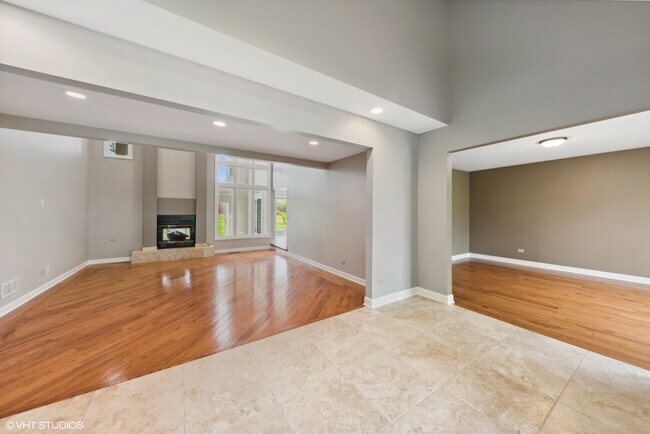 15020 King Dr