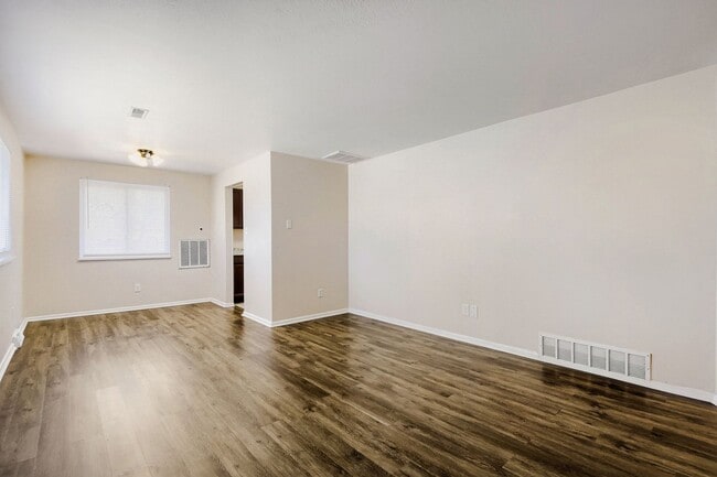 Photo - Evolve Real Estate: Charming Ranch Style House in the Heart of Denver, Available August for Immed...