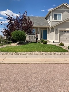 close-up of lawn - 9904 Antler Creek Dr