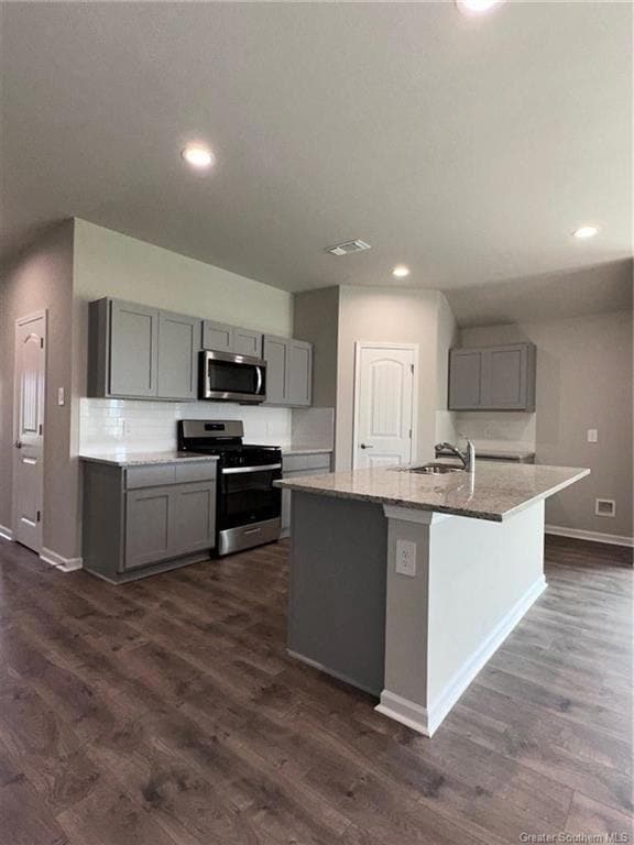 Photo - 3143 Ravenwood St