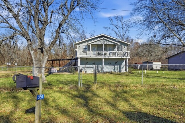 Photo - 360 S Lakeside Dr