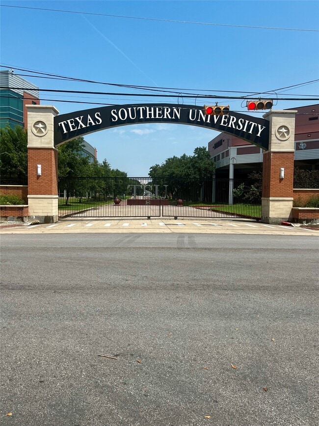 Photo - 4210 Ennis St